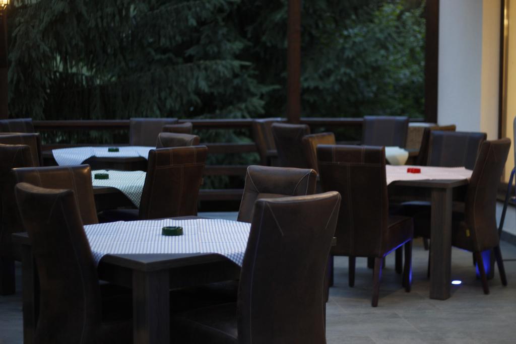 Casa Laur Cu Plaja Privata Hotel Colibita Bagian luar foto